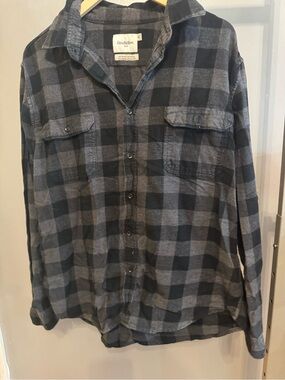 Goodfellow & Co Men's Black and Gray Plaid Button-Down Shirt